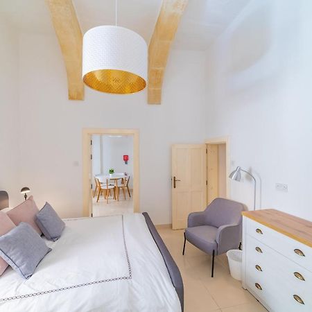 Carmelita Maisonette Валета Екстериор снимка
